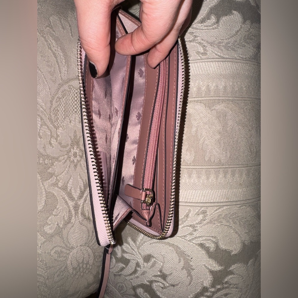 Kate Spade Blush Pink Wristlet Wallet - Picture 10 of 10